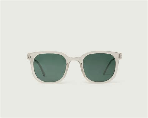 Sunnies Studios .
